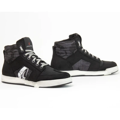 Forma Ground Waterproof Riding Shoes 2 Forma Ground Waterproof Riding Shoes - Image 2